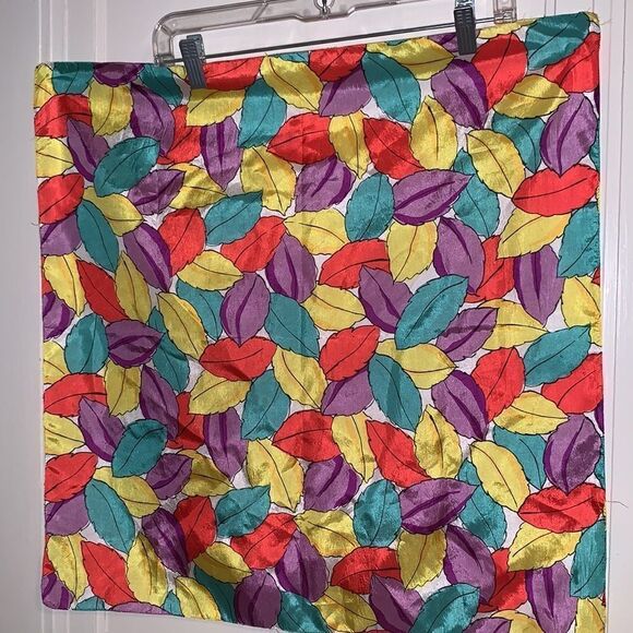 Pretty colorful leaves polyester scarf - Picture 6 of 6
